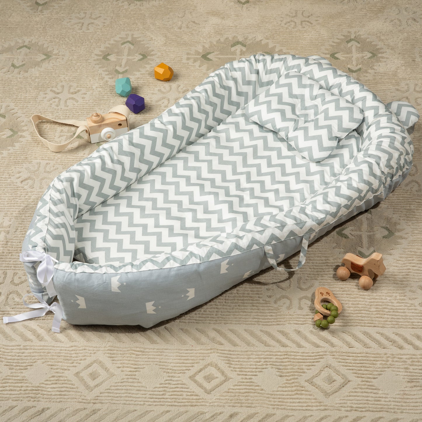 Reversible Baby Lounger Herribone 0-24 Months